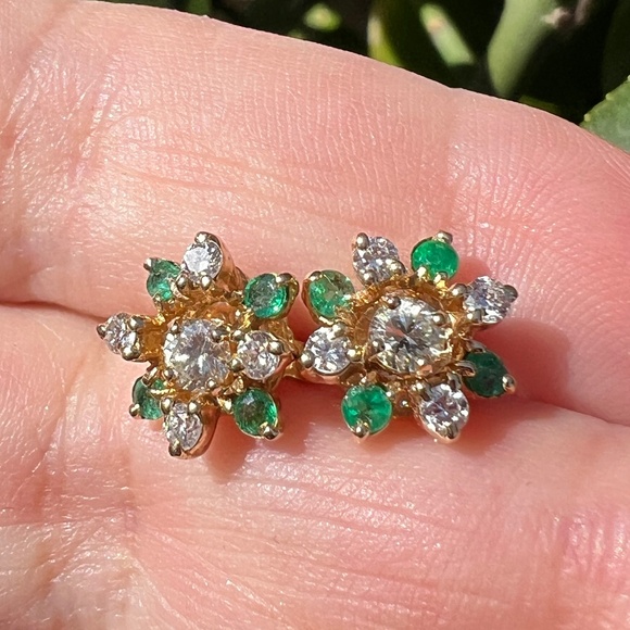VINTAGE 14K YELLOW GOLD DIAMONDS & EMERALDS STUDS & EARRINGS JACKETS VERSATILE - Picture 11 of 16